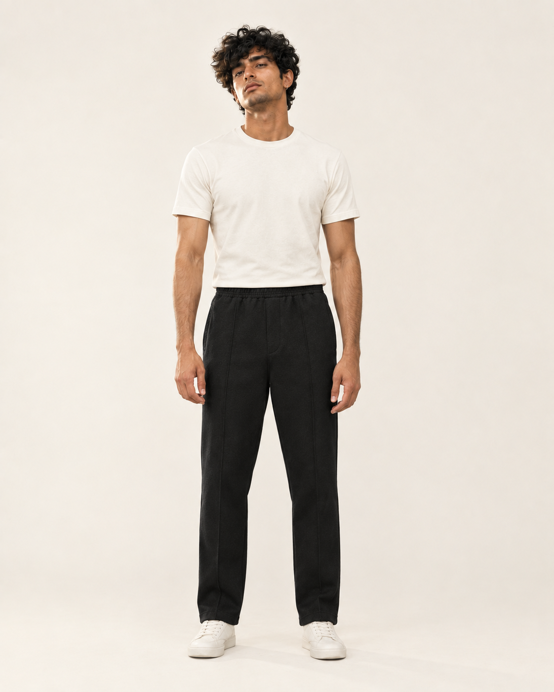 Single Pleat Straight Fit Trouser — 320 GSM Fleece / Black