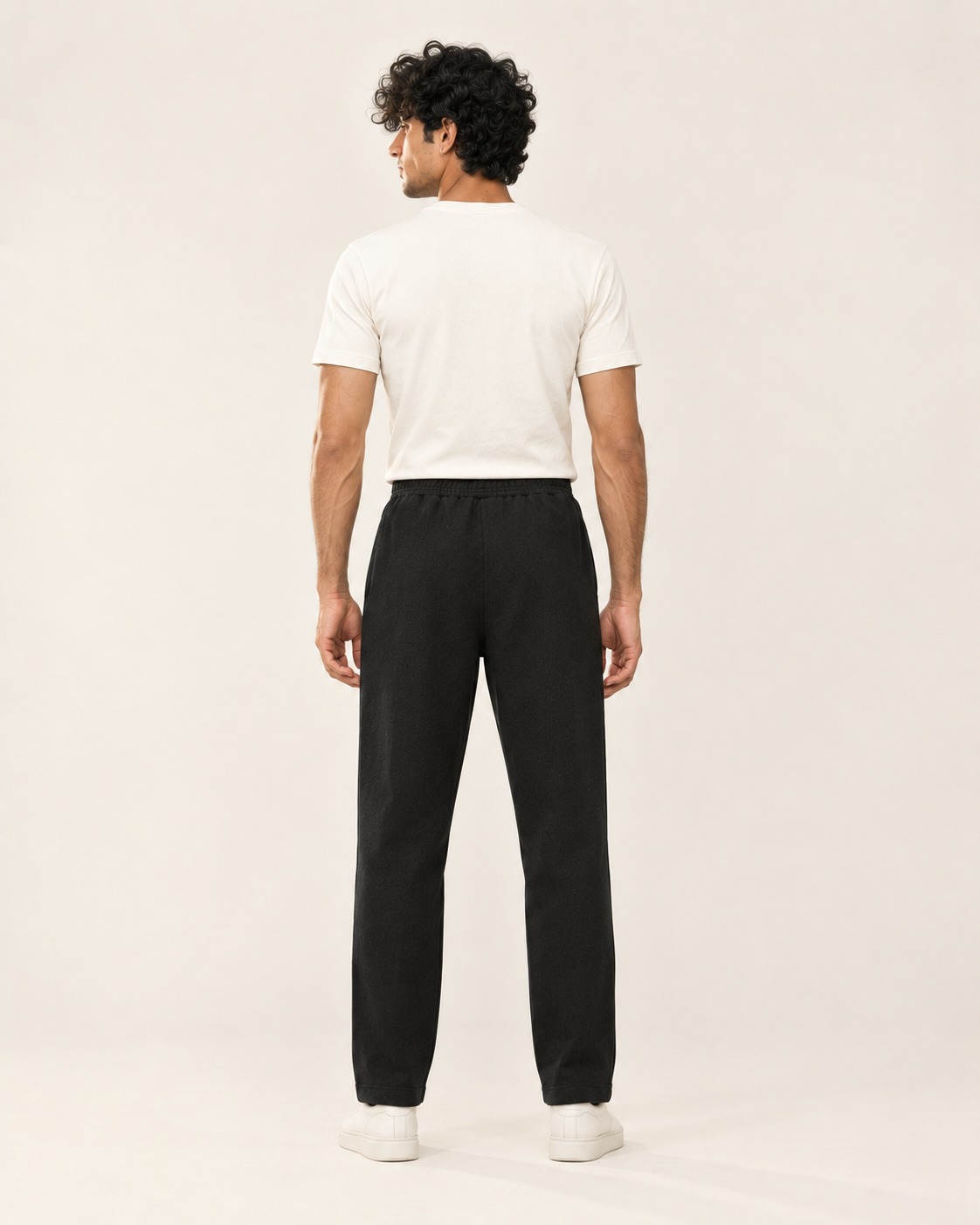 Single Pleat Straight Fit Trouser — 320 GSM Fleece / Black